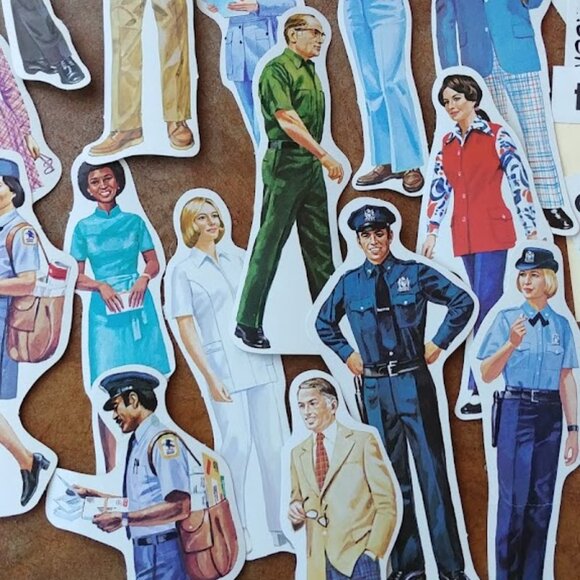 70's Era Paper Dolls - Picture 5 of 9